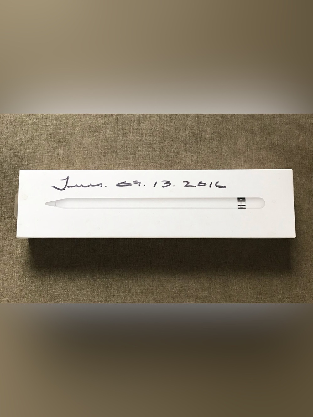 Apple Pencil (1st Generation) - White model A1603